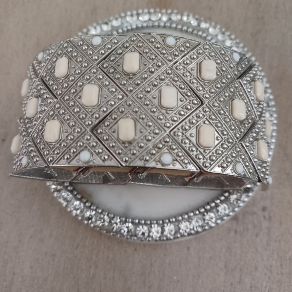 Vintage Jennifer Lopez Silver Stretch Bracelet - Picture 3 of 5